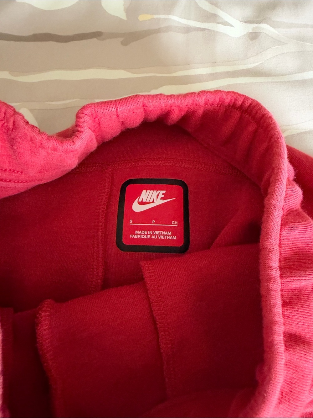 Nike Tech Fleece Red Hoodie Jogger Set Youth S Boys 2 Piece Tracksuit - Picture 3 of 7
